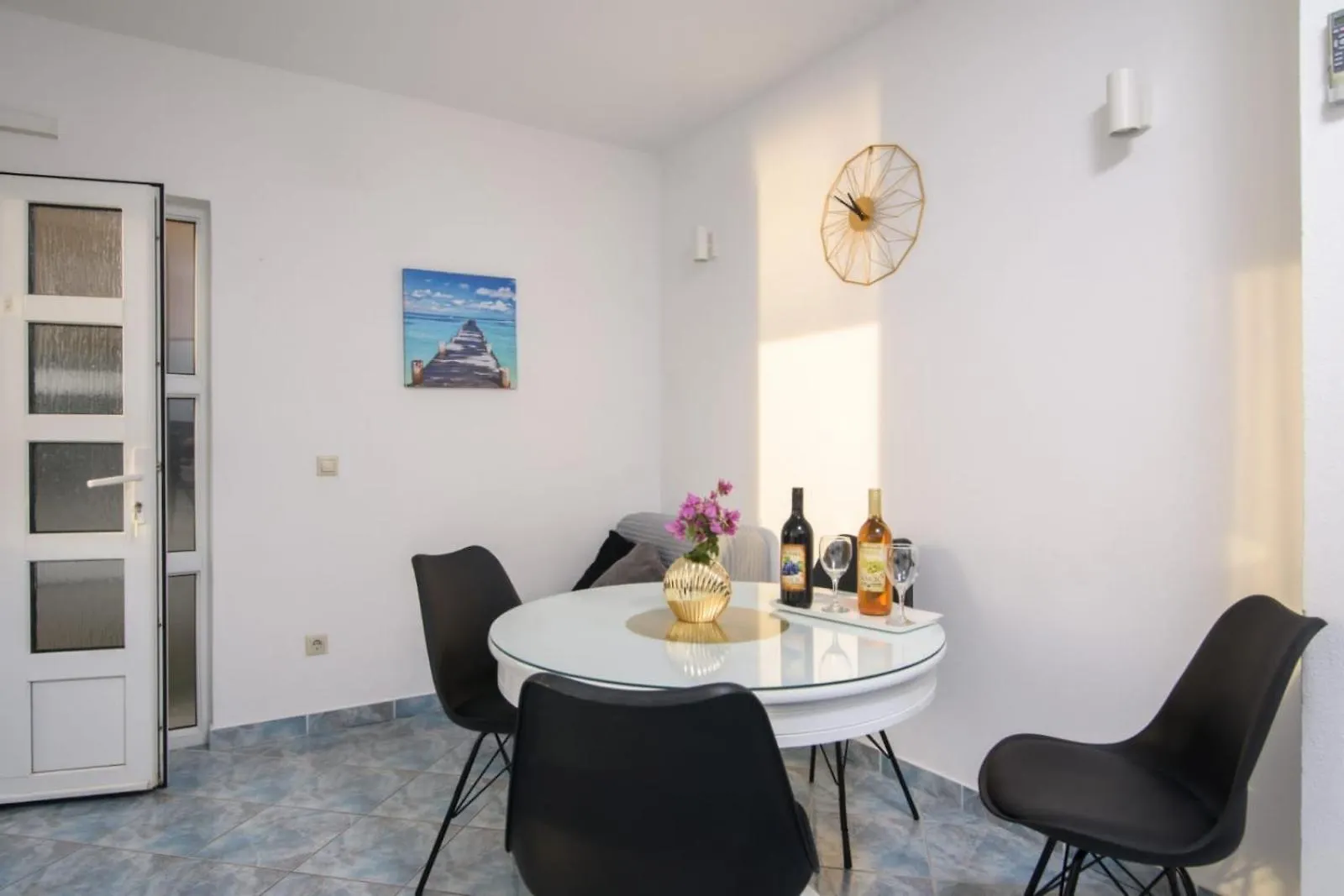 Apartment In Okrug Gornji With Sea View, Air Conditioning, Wifi, Washing Machine 5049-2 Trogir